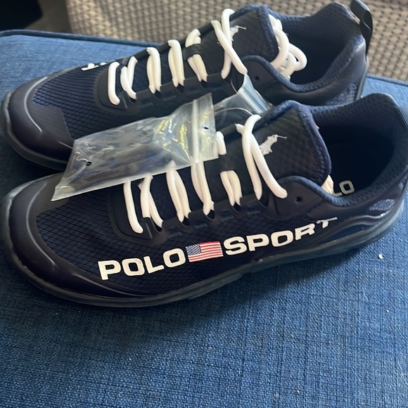 Ralph lauren sneakers nwt - Picture 2 of 2